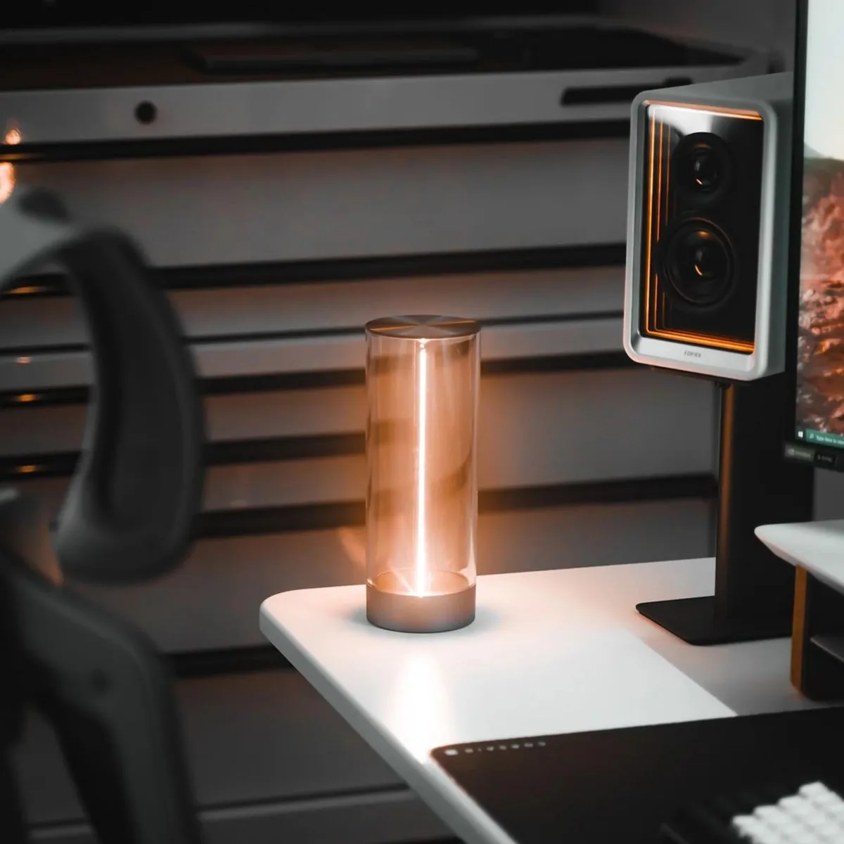 Auge Light Auge Light Cordless LED Desk Lamp 12.76 in Gray 3000mAh USB-C — product photo