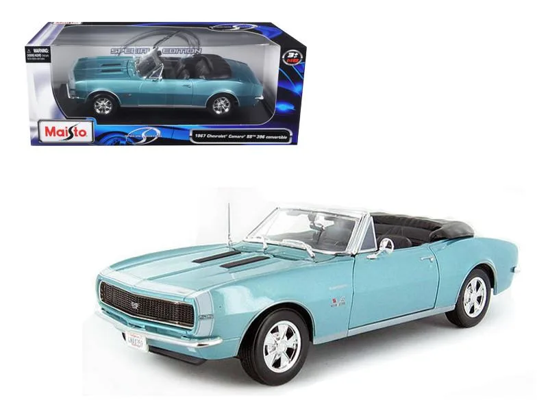 Maisto Maisto 1967 Chevrolet Camaro SS 396 Convertible Turquoise 1/18 Diecast hobby collectible — product photo