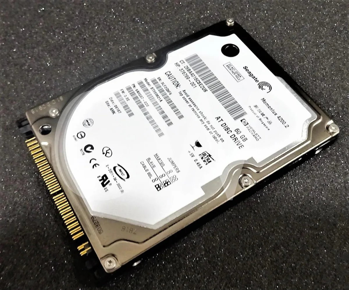 Seagate Seagate Momentus 4200.2 ST960821A 60GB 4200RPM 8MB 2.5" IDE internal hard drive — product photo