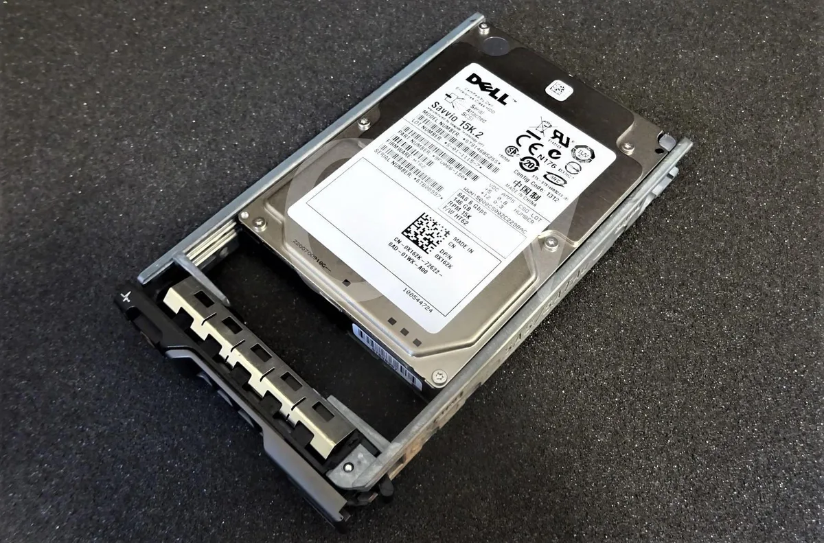DELL DELL 146GB 15K SAS 6G 2.5" internal hard drive — product photo