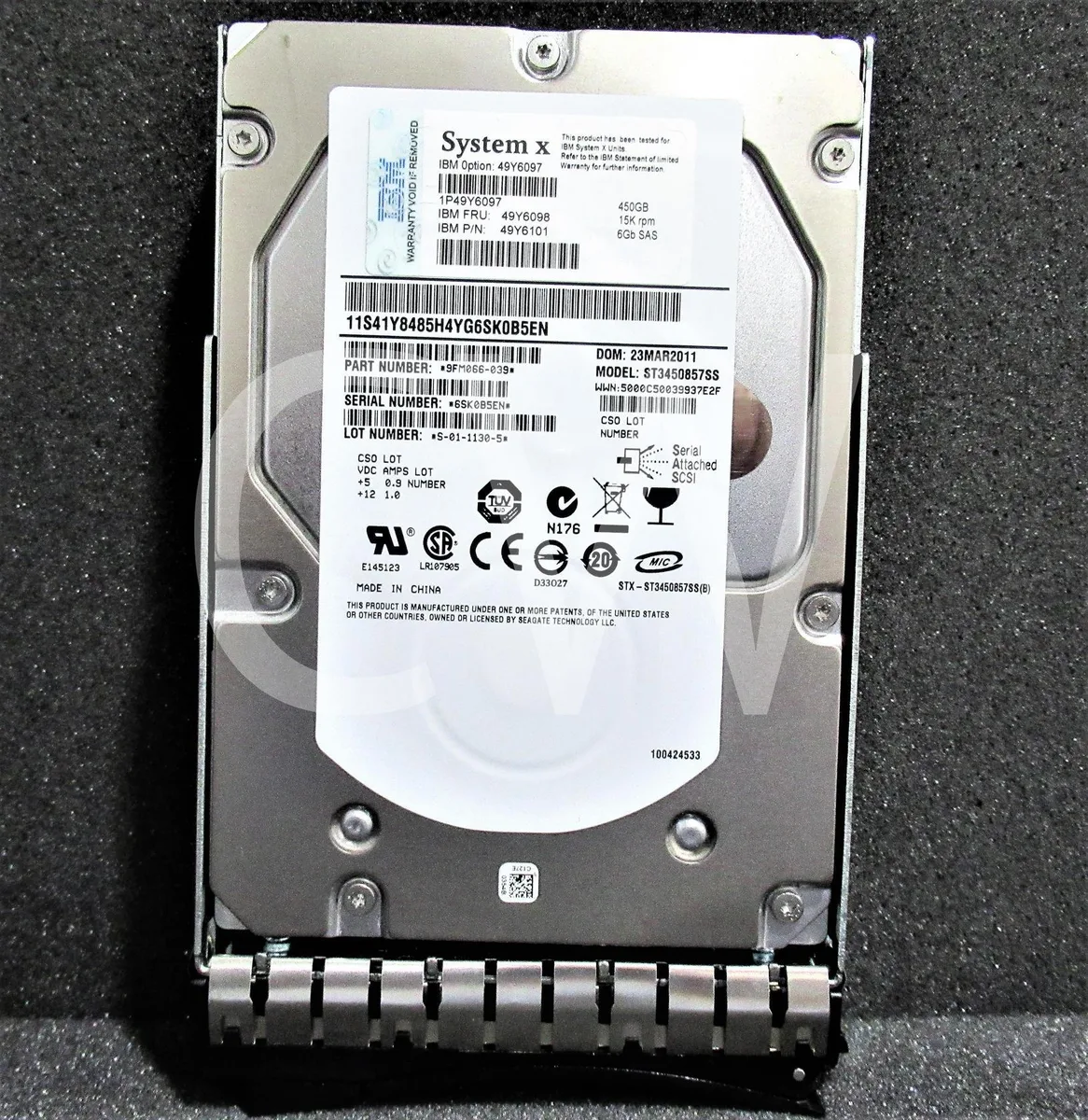 IBM IBM 9FM066-039 ST3450857SS 450GB 15000RPM 6Gbps SAS 3.5" server internal hard drive — product photo