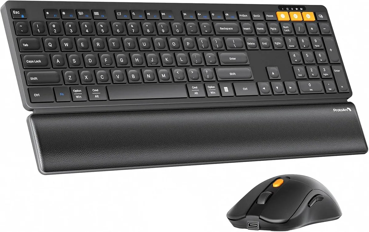 TUKO TUKO Full-Size Gaming Keyboard with Wrist Rest and Rechargeable Battery — product photo