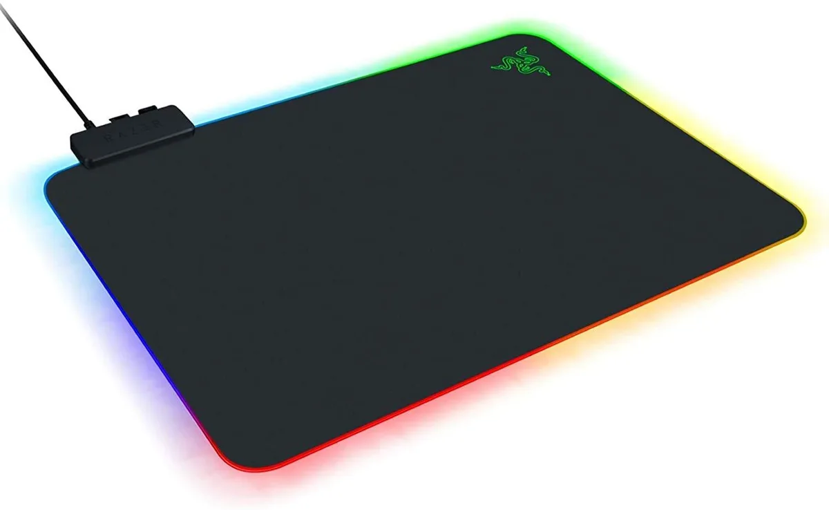  Razer Firefly Hard V2 RGB Mouse Pad 10.84 x 13.99 in 19 zones — product photo