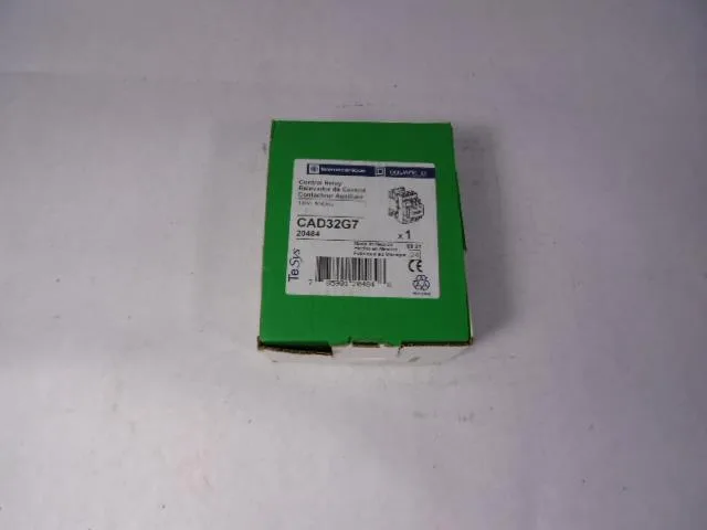 Schneider Electric Schneider Electric CAD32G7 IEC Control Relay 120VAC 10A 3NO/2NC — product photo