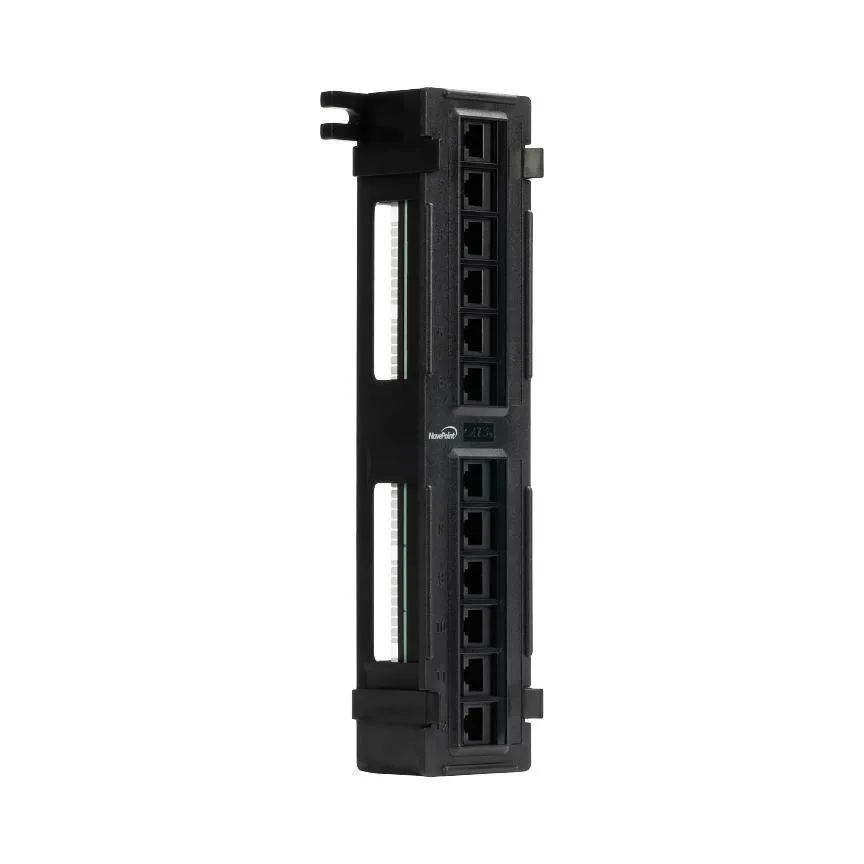 NavePoint NavePoint 12-Port Cat5e UTP Patch Panel with Wallmount Bracket Black — product photo