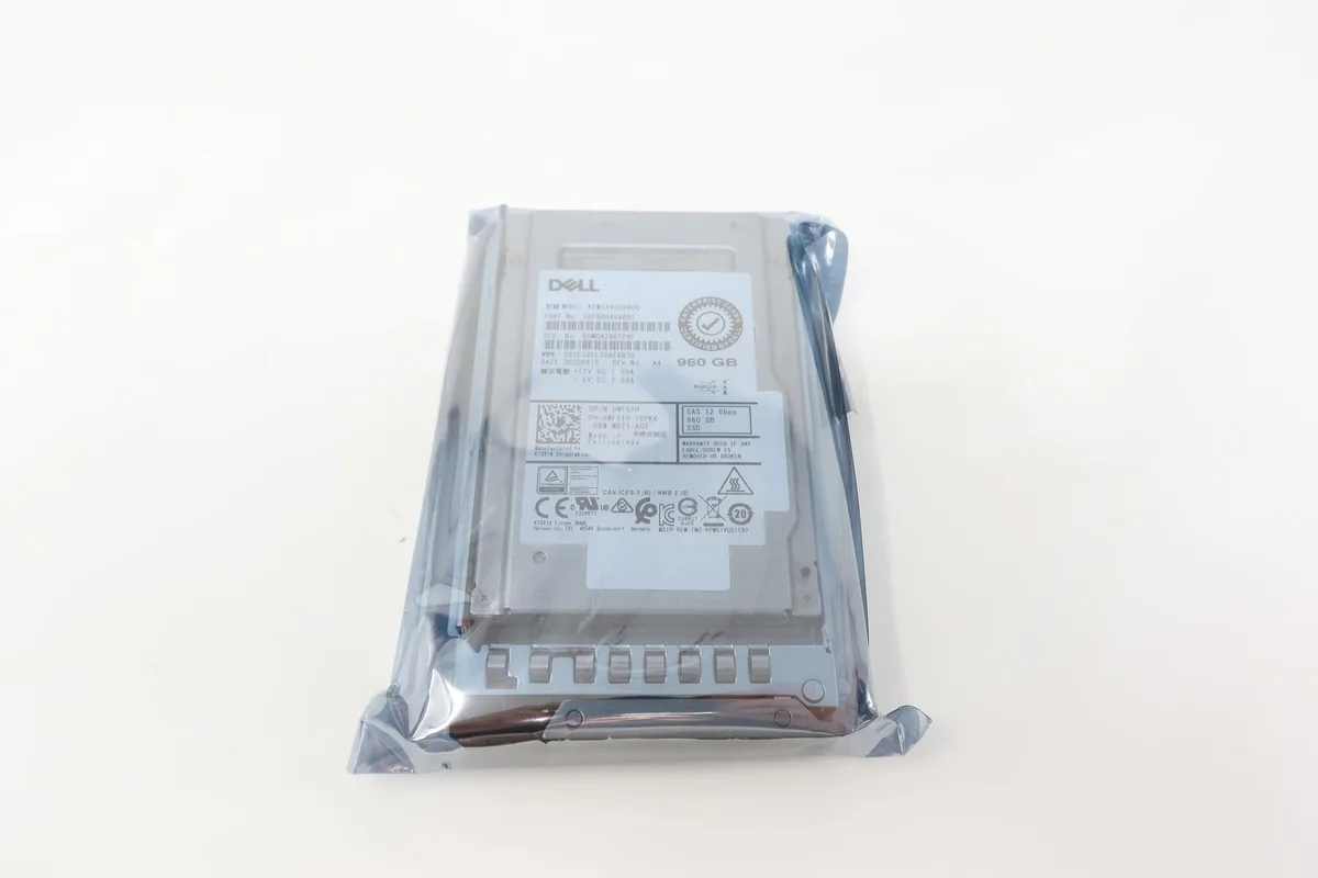 DELL DELL KPM5XVUG960G 960GB SAS 12Gb/s 2.5" internal hard drive — product photo