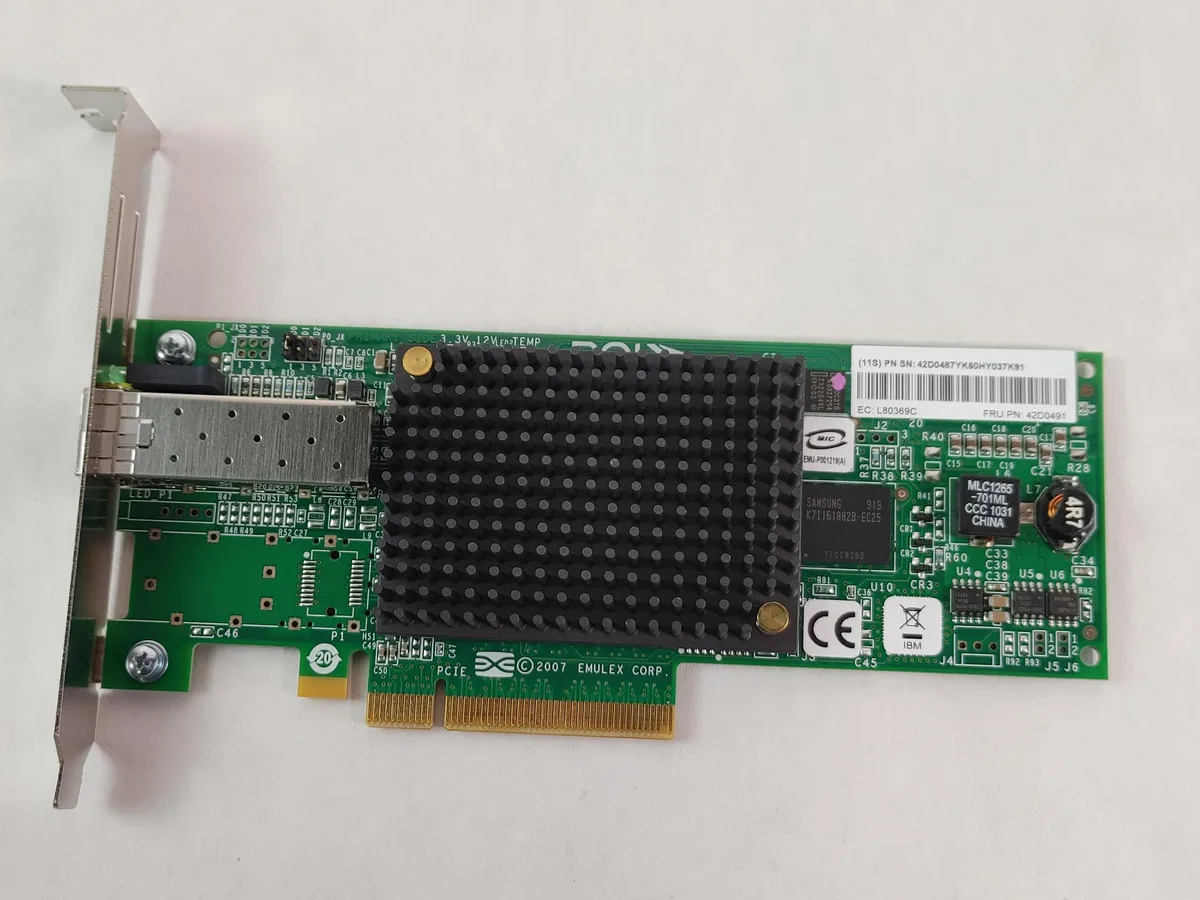 IBM IBM LPE12000 P002181-02B 8GB Fibre Channel HBA — product photo