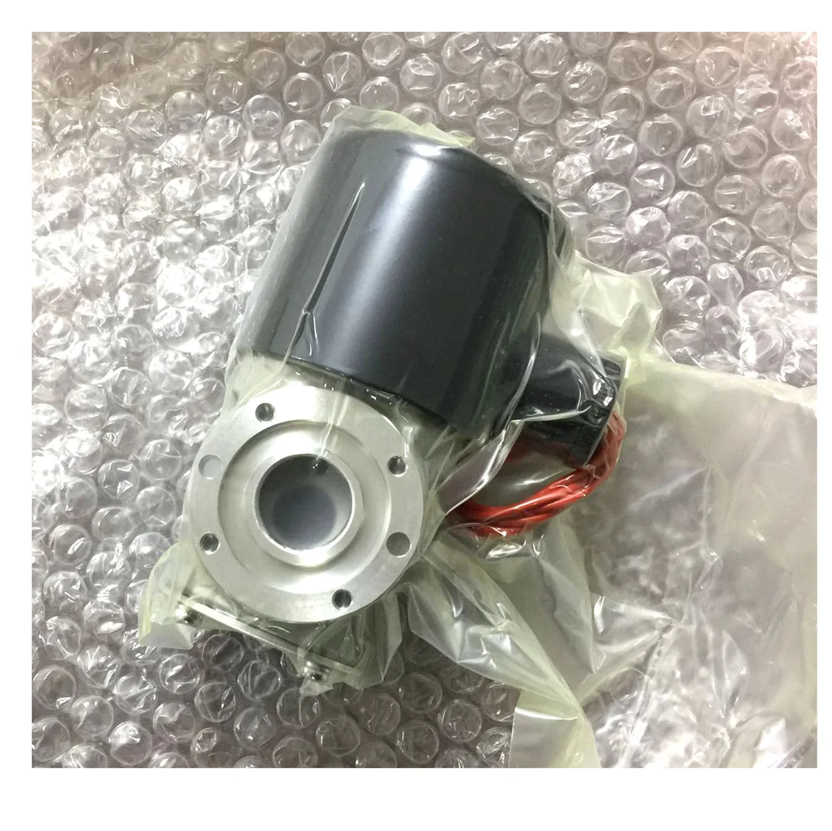 CKD CKD HVB51-12F-5-AC220V Solenoid Valve High Vacuum — product photo