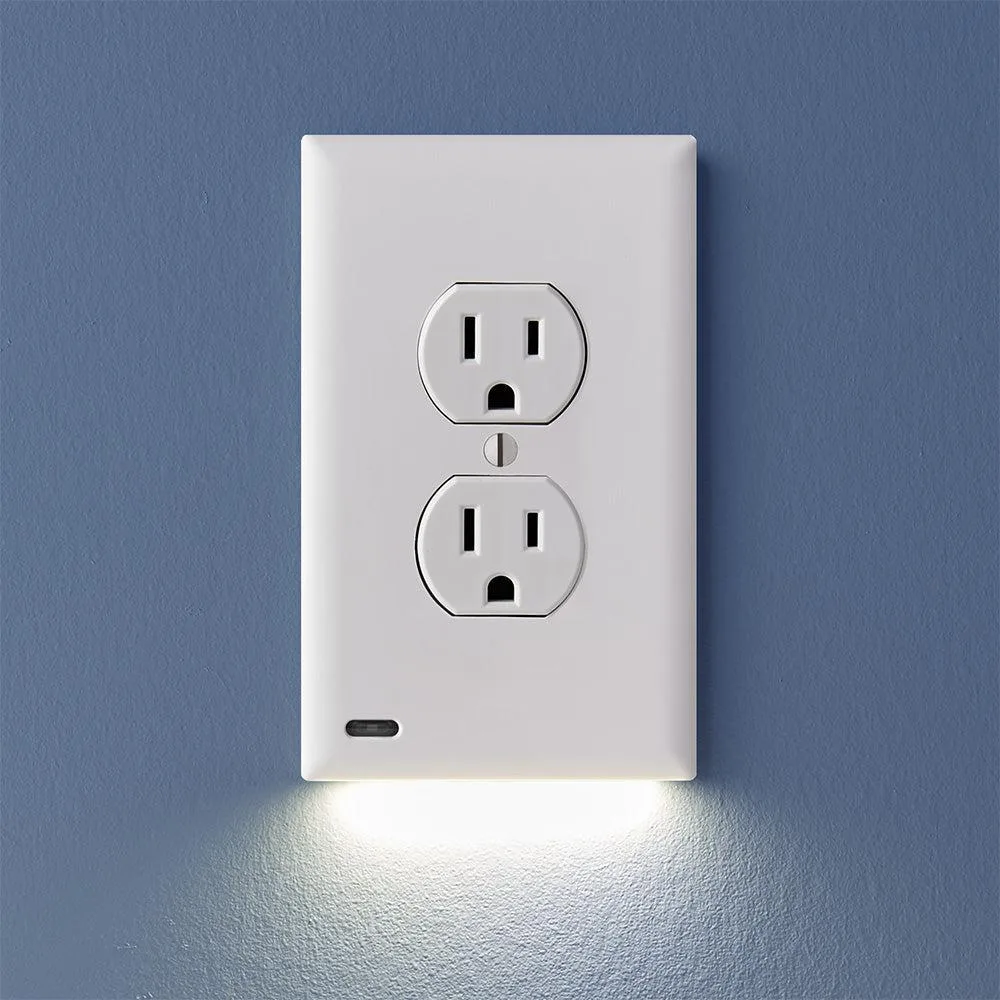 SnapPower SnapPower GuideLight 2 Duplex White Switch Plate — product photo