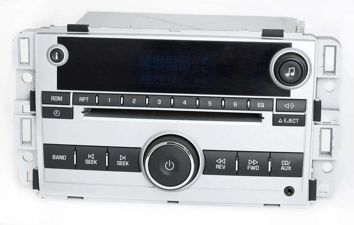 1 Factory Radio 1 Factory Radio 15945855 2007 Chevrolet Equinox AM/FM CD AUX — product photo