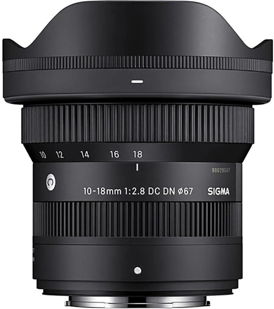 SIGMA SIGMA 10-18mm F2.8 DC DN X Mount camera lens — product photo