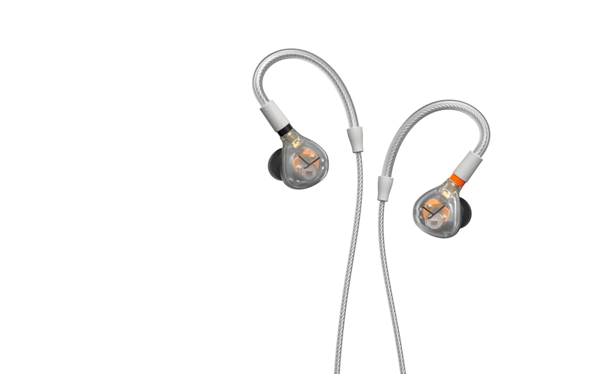 Beyerdynamic Beyerdynamic DT 30 IE In-Ear Headphones Clear — product photo