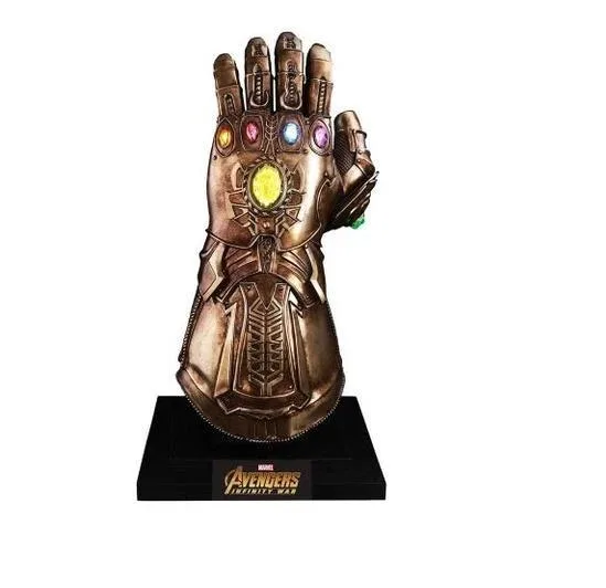 Hot Toys Hot Toys LMS006 Infinity Gauntlet Life-Size Action Figure — product photo