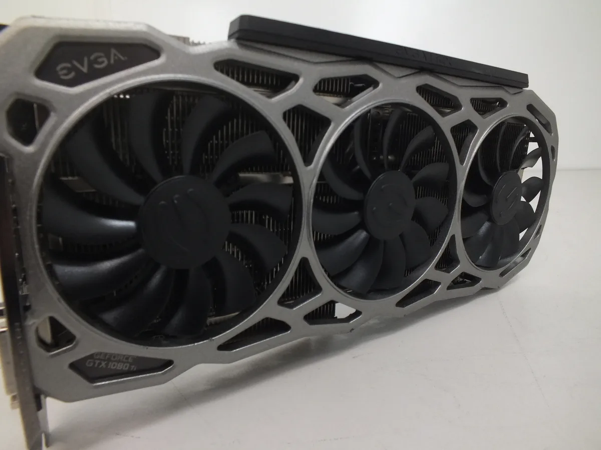 EVGA EVGA GeForce GTX 1080 Ti FTW3 Gaming 11GB GDDR5X graphics card — product photo