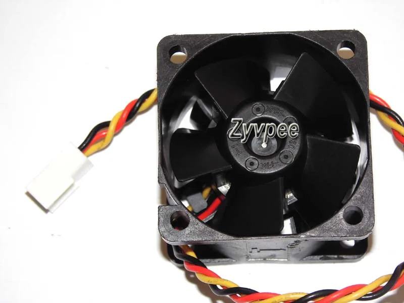 Zyvpee Zyvpee 1611KL-04W-B29 40×28 mm 12 V 0.11 A 3-pin case fan — product photo