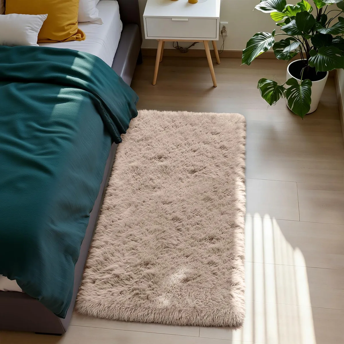  Safavieh ChangSiMao-01 Beige Area Rug 2' x 4' 1.9-inch pile — product photo