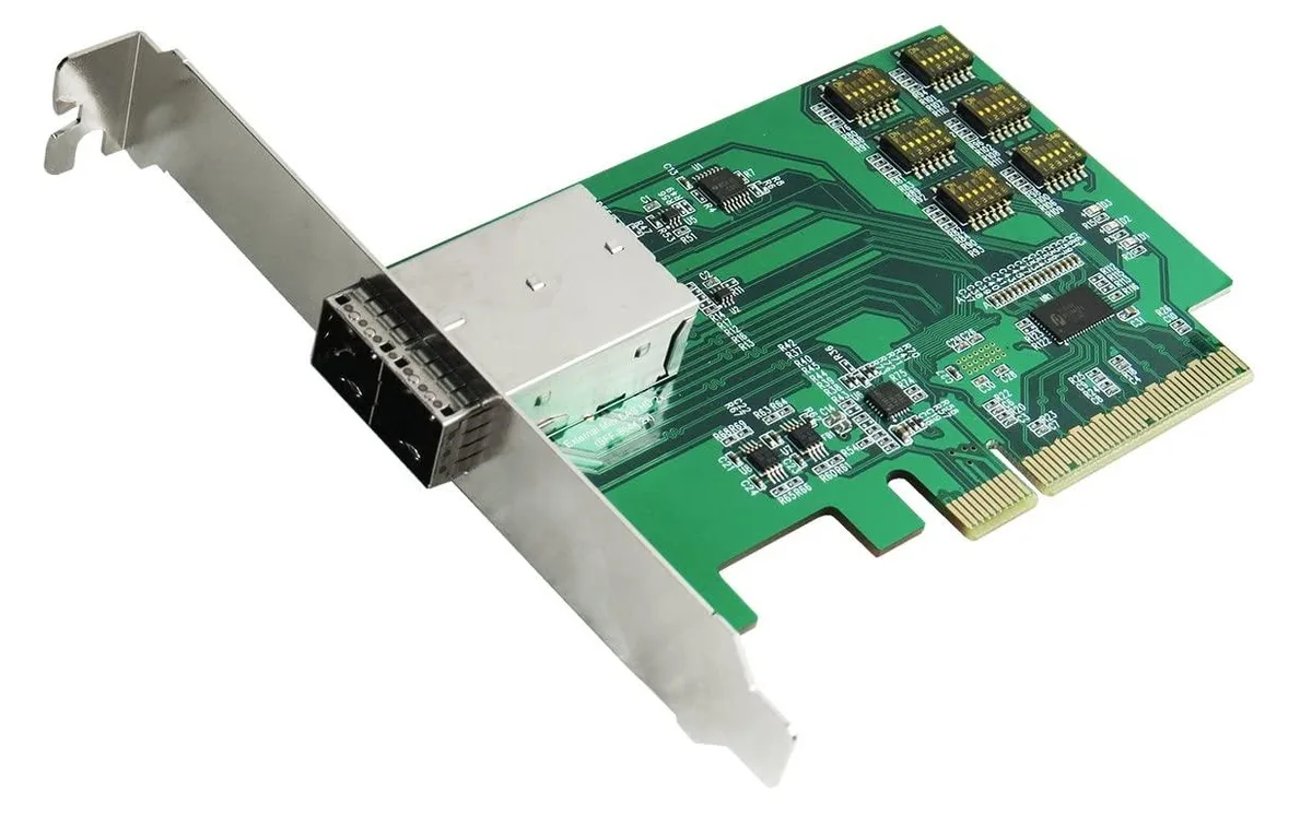 Vszerda Vszerda PCIe x8 Gen 3 to MiniSAS HD 8X Adapter — product photo