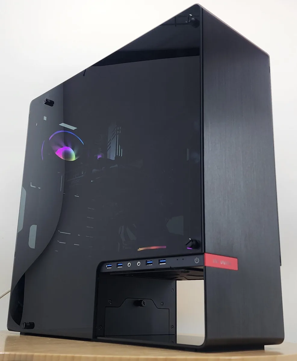 Custom Custom Gaming PC i3-13100T 16GB DDR5 512GB NVME 500GB HDD GTX 1650 Asetek 120mm AIO INWIN 904 Silver — product photo