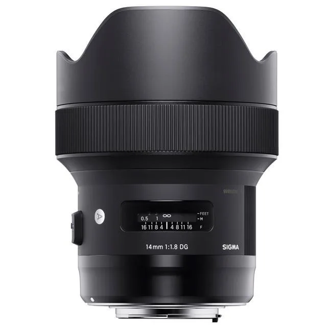 SIGMA SIGMA 14mm f/1.8 DG HSM Art Sony E camera lens — product photo
