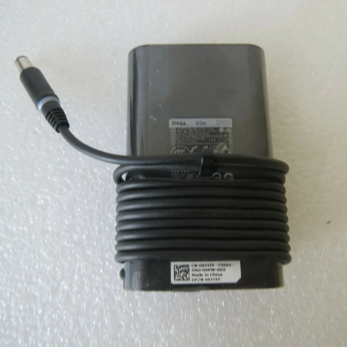 DELL DELL 06TFFF 65W AC Adapter 195V 100-240V 50-60Hz — product photo