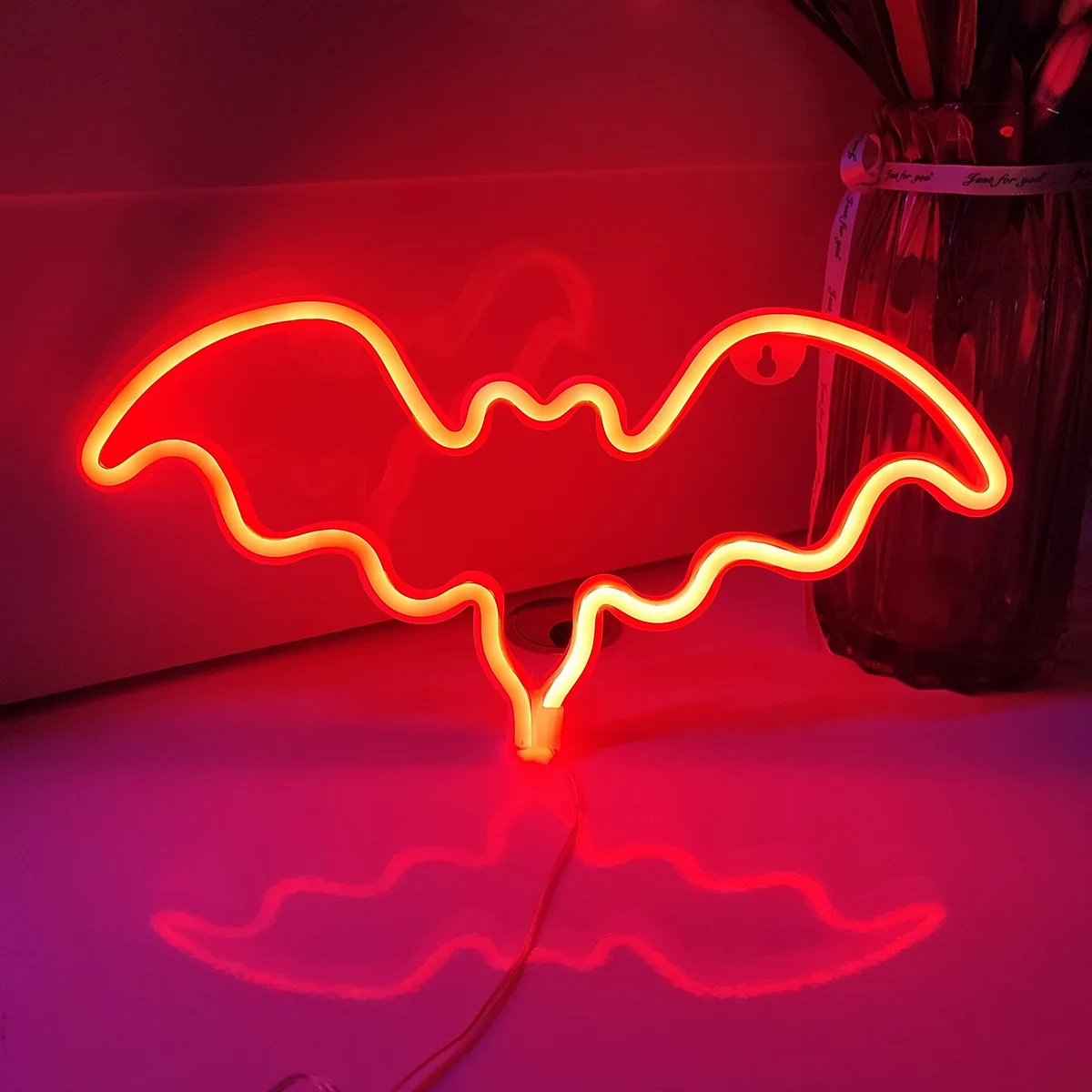 DNBeffulgent DNBeffulgent JY-BT-RD01 Bat LED Neon Wall Sconce Red USB Battery — product photo
