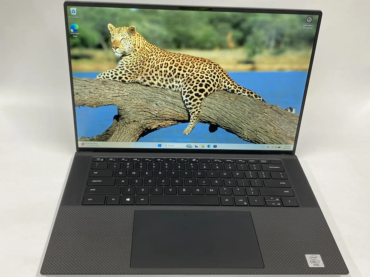 DELL DELL Precision 5550 i7-10580H 16GB 512GB 15.6" 1920 x 1080 laptop — product photo