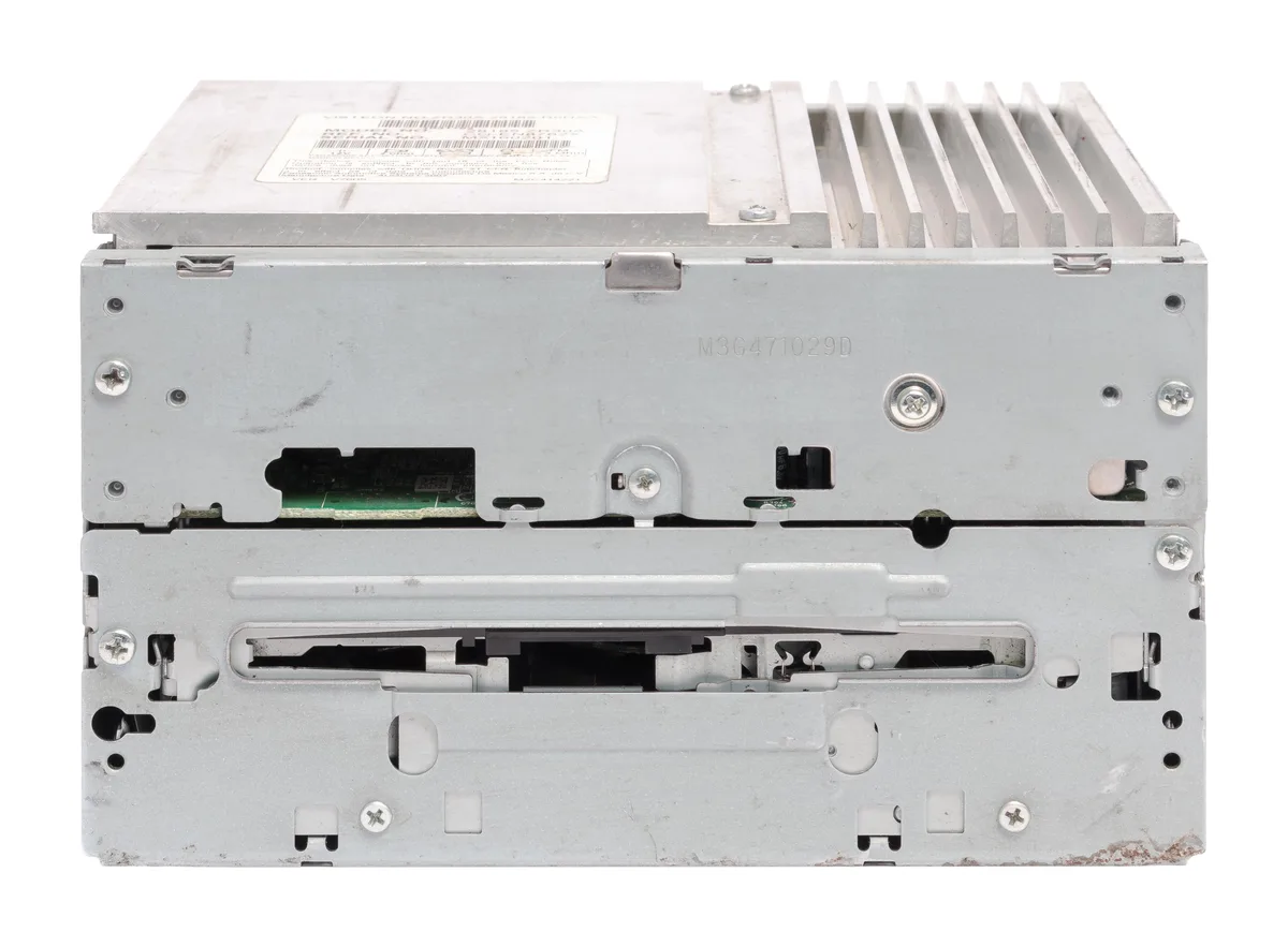 1 Factory Radio 1 Factory Radio 28185ZR30A AM FM 6 CD Receiver 2008 Nissan Titan — product photo