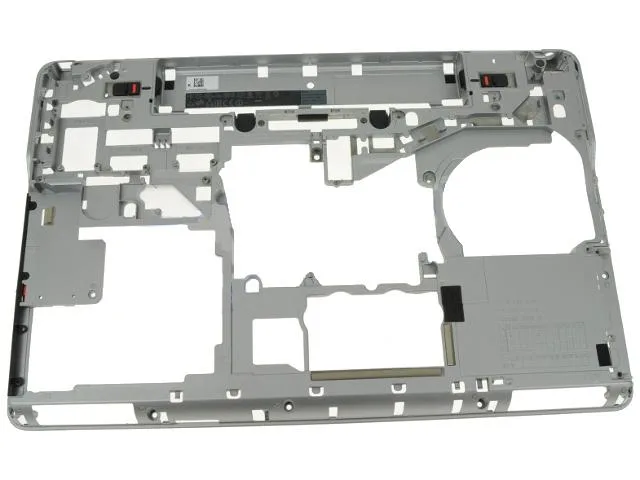 DELL DELL Latitude E6540 Bottom Base Cover Assembly Chassis XCKCW — product photo