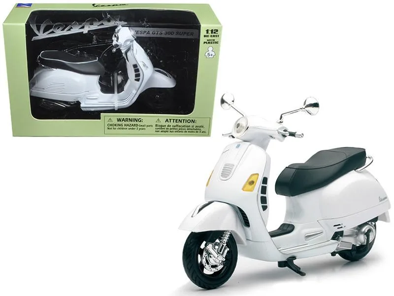 New Ray Toys New Ray Toys Vespa GTS 300 Super White 1/12 Motorcycle — product photo