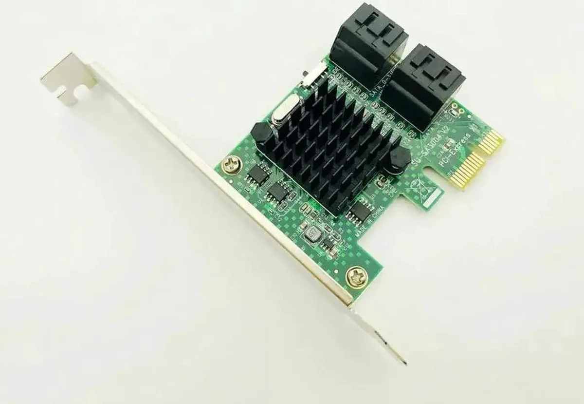 SMUGDESK SMUGDESK PCIe 1x to 4-Port SATA 3.0 Adapter with Heatsink &amp; Low-Profile Bracket — product photo