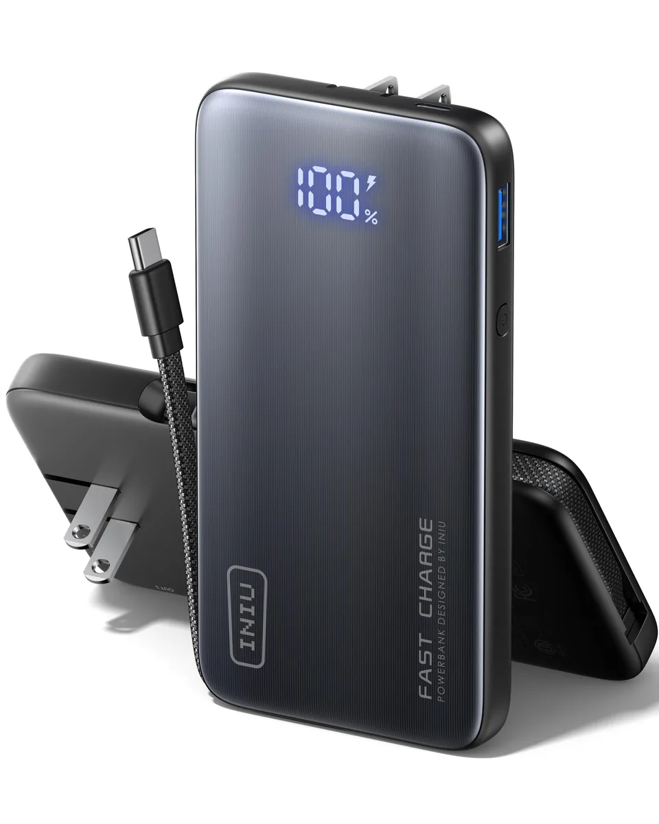  INIU P24 10000mAh 45W power bank with wall plug and built-in cable — product photo
