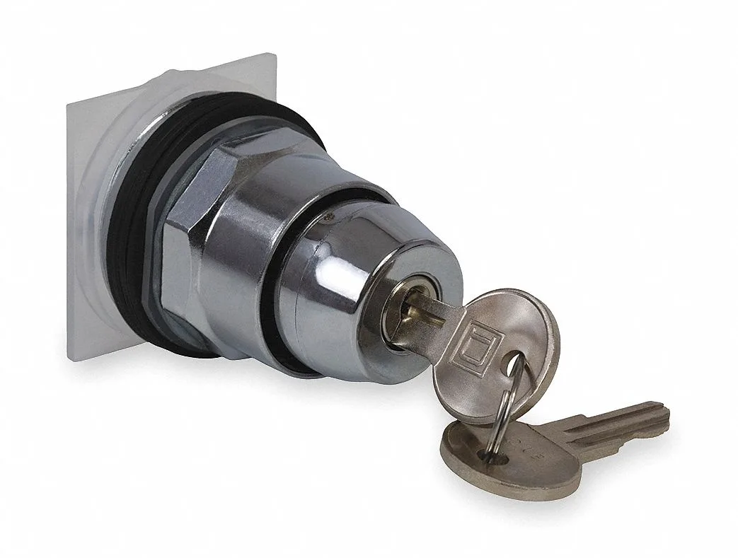 Chrome metal 30 mm keyed selector switch, three positions, key removable in center