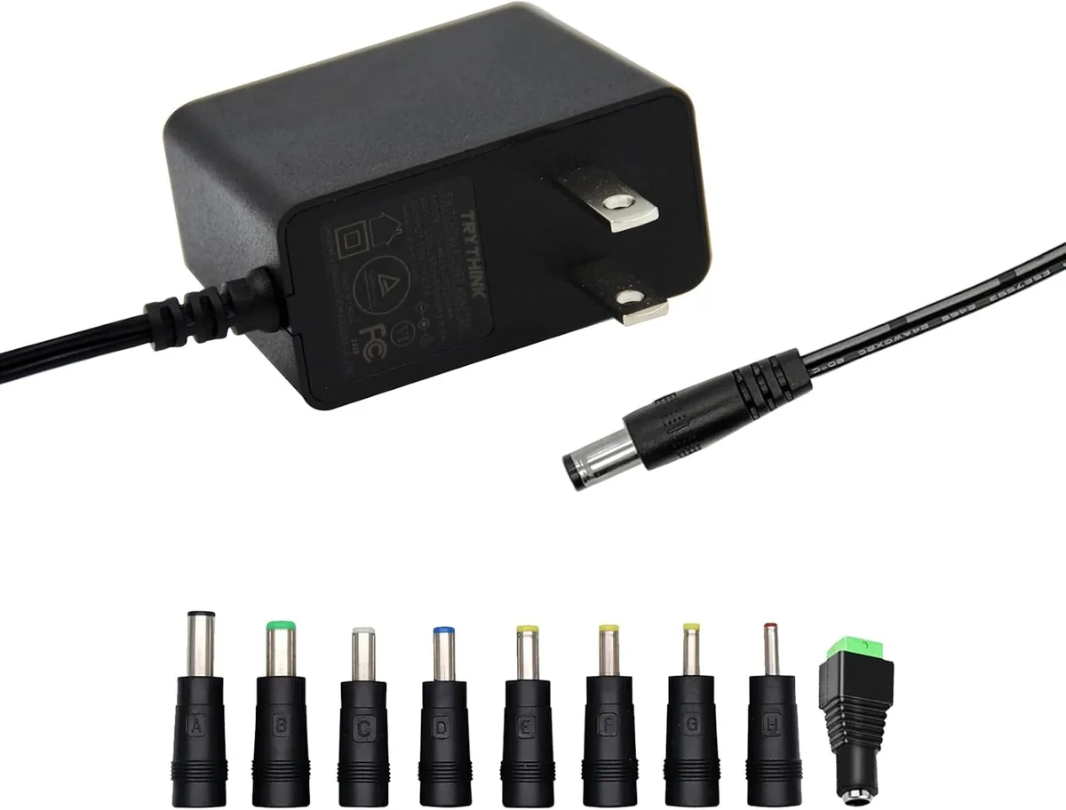 BASEUS BASEUS 5V 2A AC adapter 100-240V 10W 9 tips 5.5x2.1mm — product photo