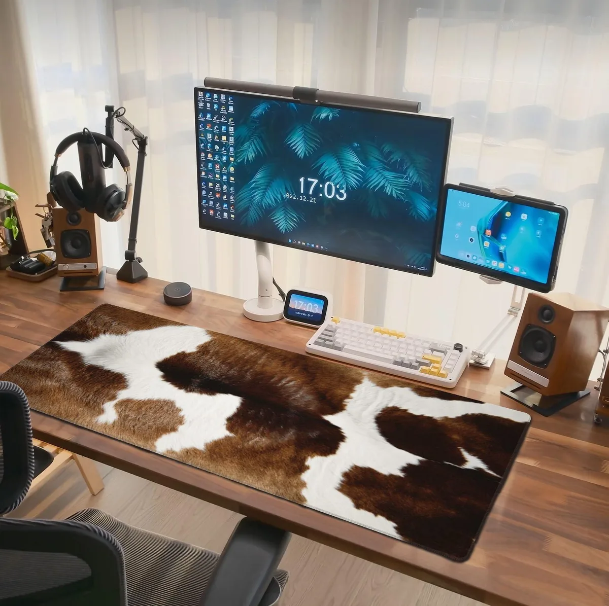  Keychron CaySBD Cow Print Mouse Pad 31.5 X 11.8 Inch — product photo