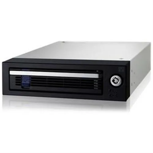 ICY DOCK ICY DOCK MB876SK-B 5.25in Drive Enclosure with 40mm Fan — product photo