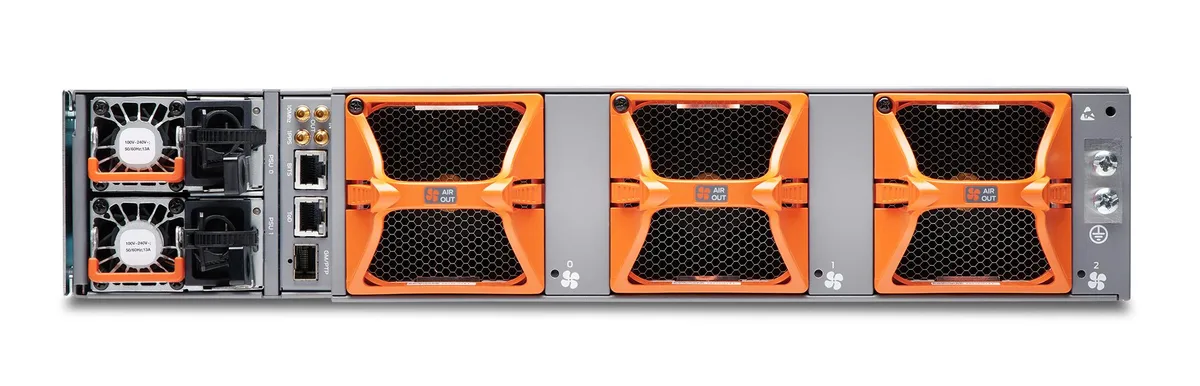 HPE Juniper Networking HPE Juniper Networking MX304-BASE Universal Routing Platform — product photo