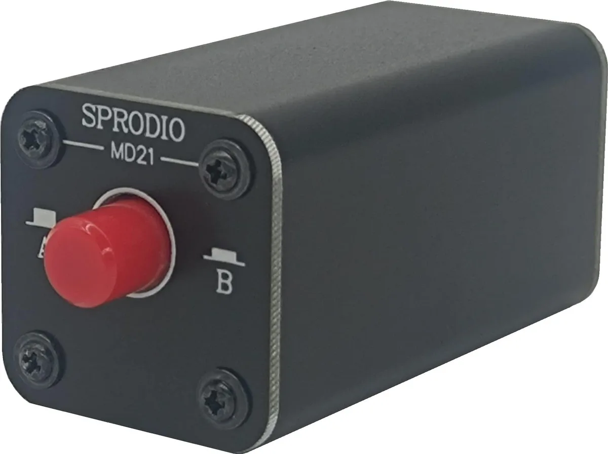 AVer MD21 3.5mm stereo audio switcher 2-port — product photo