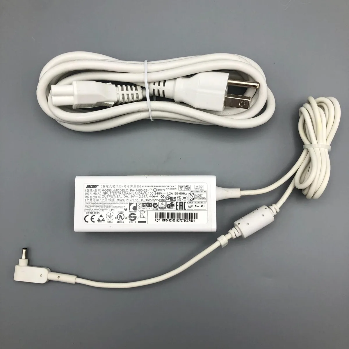 Acer America Acer PA-1450-26 19V 2.37A 45W power adapter — product photo