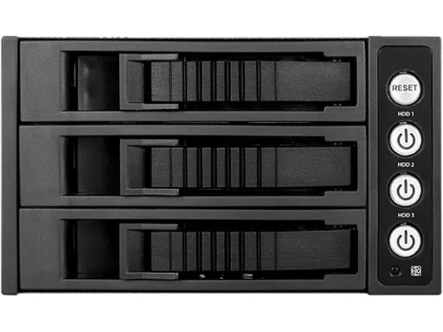 iStarUSA Inc. iStarUSA Inc. BPU-230HD-BLACK 2 x 5.25" to 3 x 3.5" 2.5" 12Gb/s Hot-swap Rack server accessory — fotografie produktu