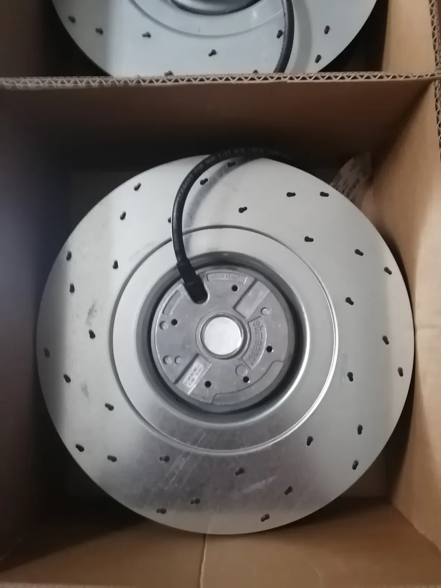 Fans Fans R4E225-AI01-09Current 225mm case fan 230V 40/45W 1430/1700RPM ball bearing — product photo