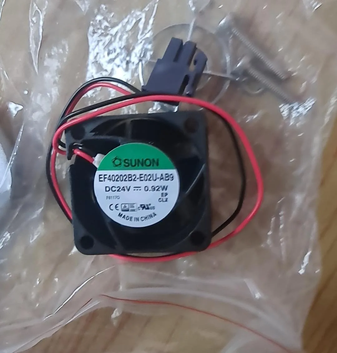 SXDOOL SXDOOL SUNON EF40202B2-E02U-AB9 40x40x20mm 24V 0.92W 2-Pin Case Fan — product photo