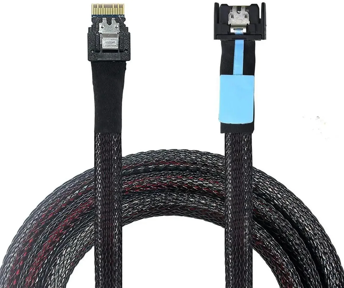 SMUGDESK SMUGDESK SFF8654 4i to SFF8654 4i SAS Cable 1m — product photo