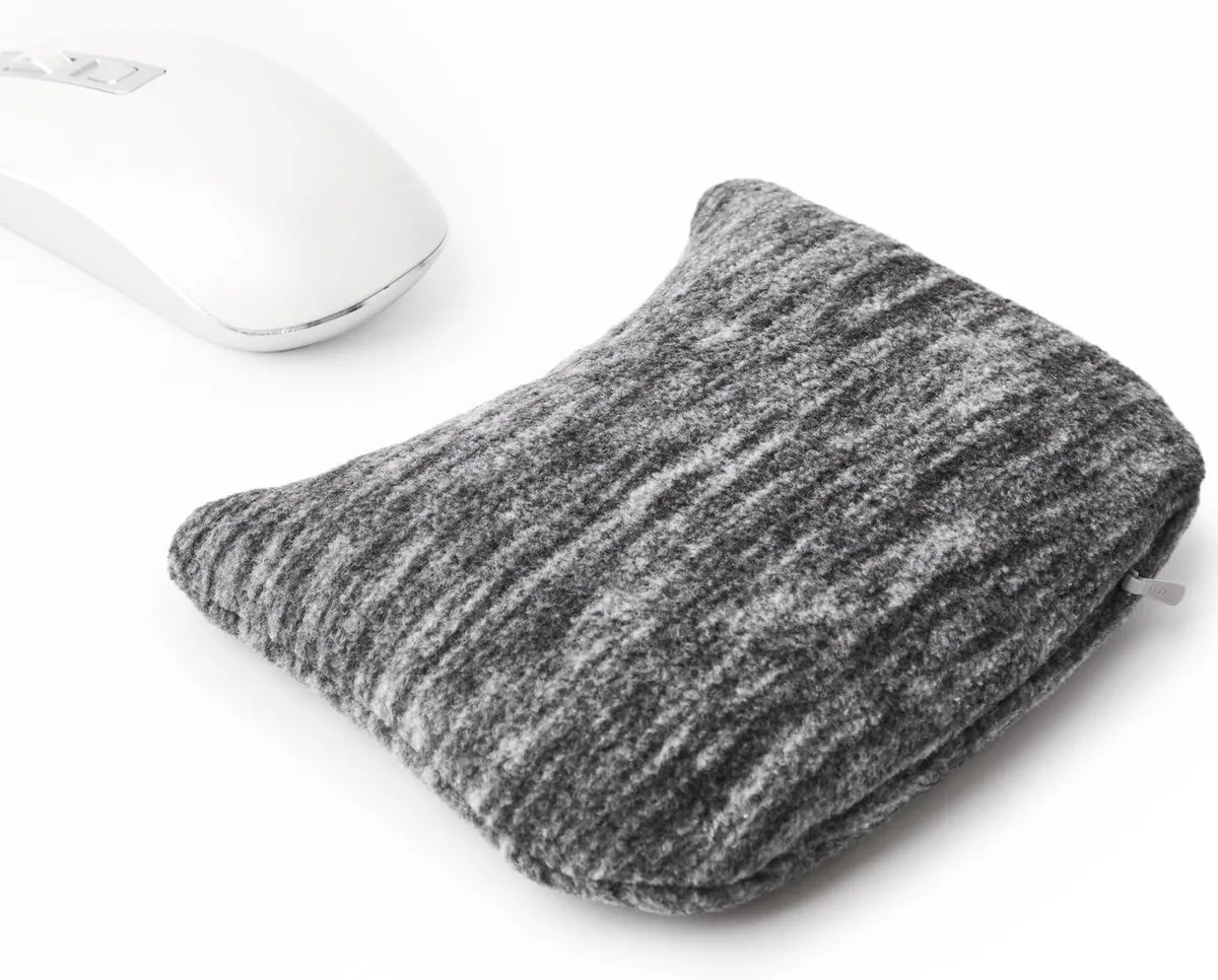 Emerson Emerson Large Wrist Rest Bean Bag Dark Gray 6.1 x 4.3 x 1.57 214g — product photo