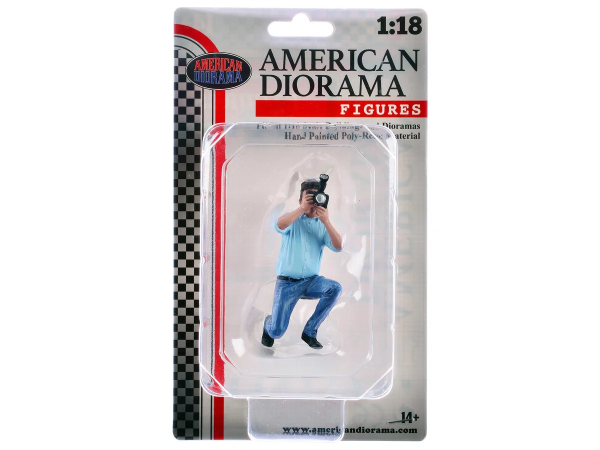 American Diorama American Diorama "Photographers" Figure #3 1/18 Scale Hobby Collectible — product photo