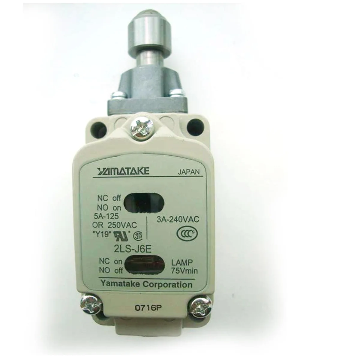 YAMATAKE YAMATAKE 14CE2-5J2LS-J6E electrician tool — product photo