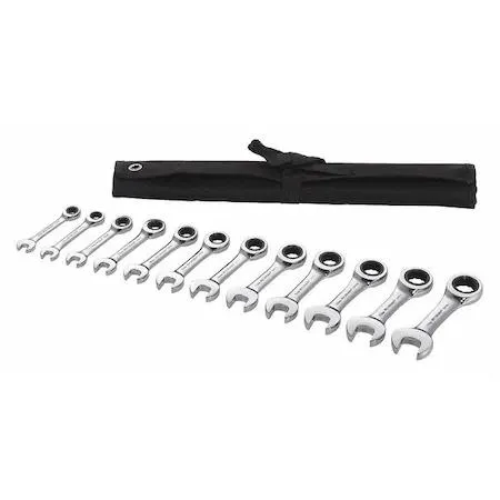 Twelve chrome alloy combination wrenches in a pouch, sizes 8 to 19 mm