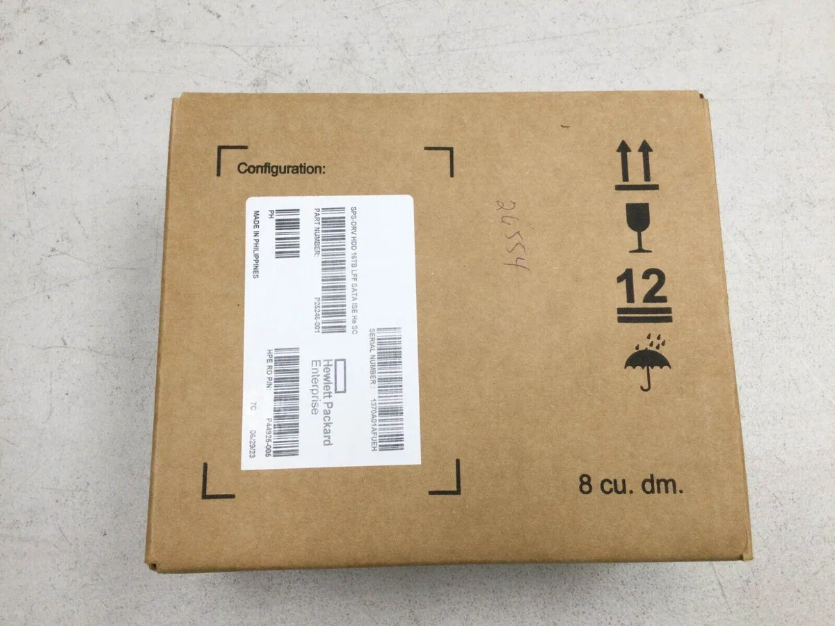 HPE HPE P25246-001 16 TB SATA 3.5 in HDD accessory — product photo