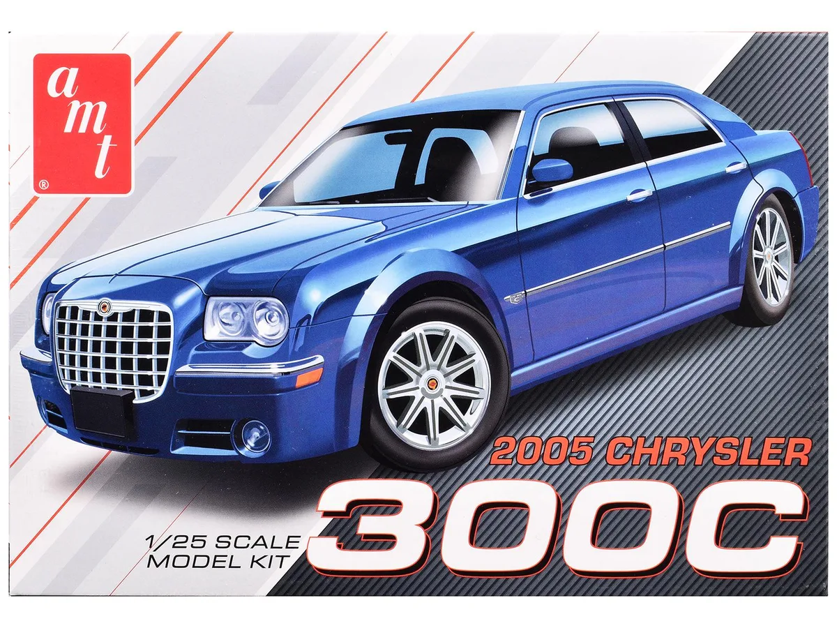 AMT AMT AMT1488 1/25 Scale 2005 Chrysler 300C Model Kit 109 Parts — product photo