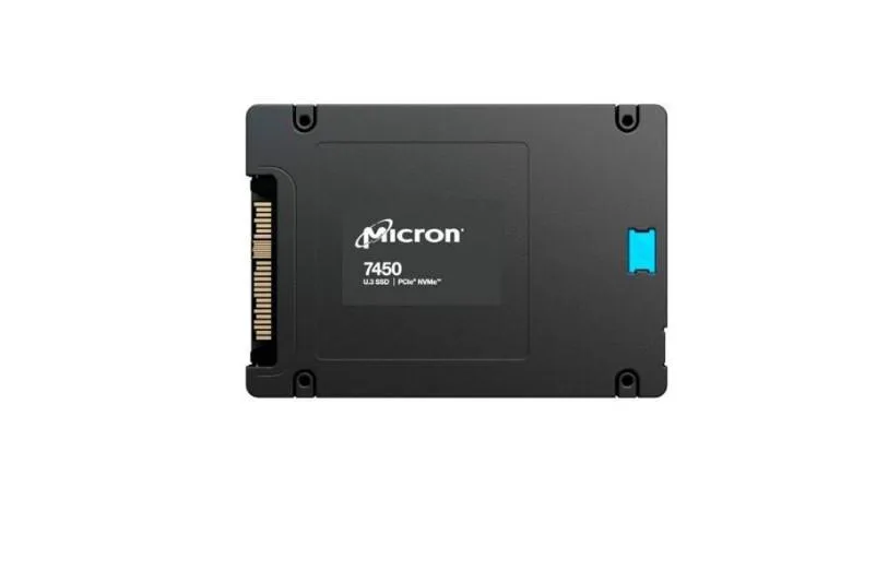 Crucial Crucial MTFDKCB6T4TFS-1BC1ZABYYR 6400 GB internal SSD — product photo