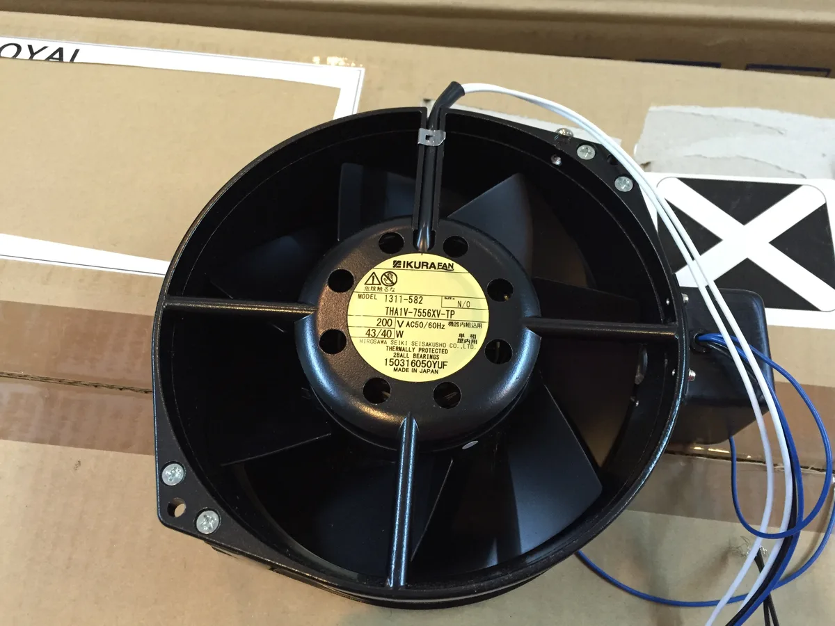 Fans Fans THA1X-7556X-TP case fan 230V 172x150x55mm 211 CFM — product photo